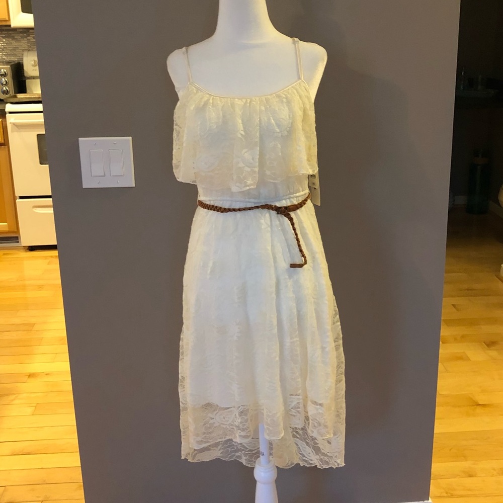 NWT Belted Lace Dress - Picture 1 of 5